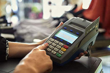 用自己办的拉卡拉POS机，再刷自己的卡，这样对信用卡有影响?